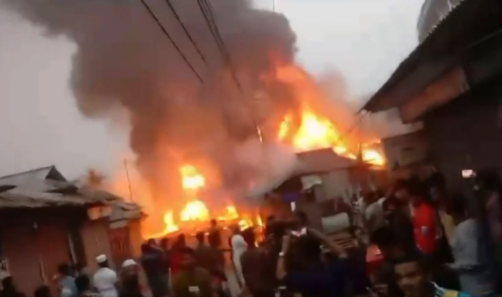 Feb 2025/Fire Lakshmipur.jpg